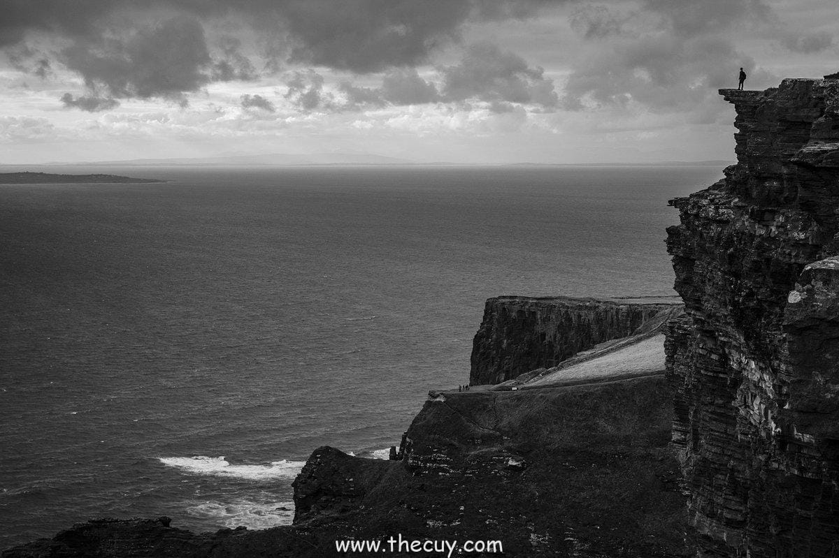 Batman: Siluet Hitam yang Mematikan