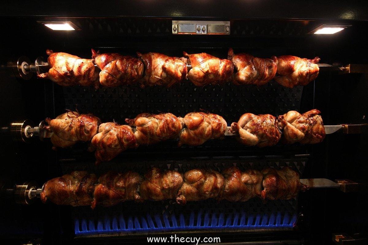 Charlotte Linlin (Big Mom): Seorang Yonko yang Mengerikan