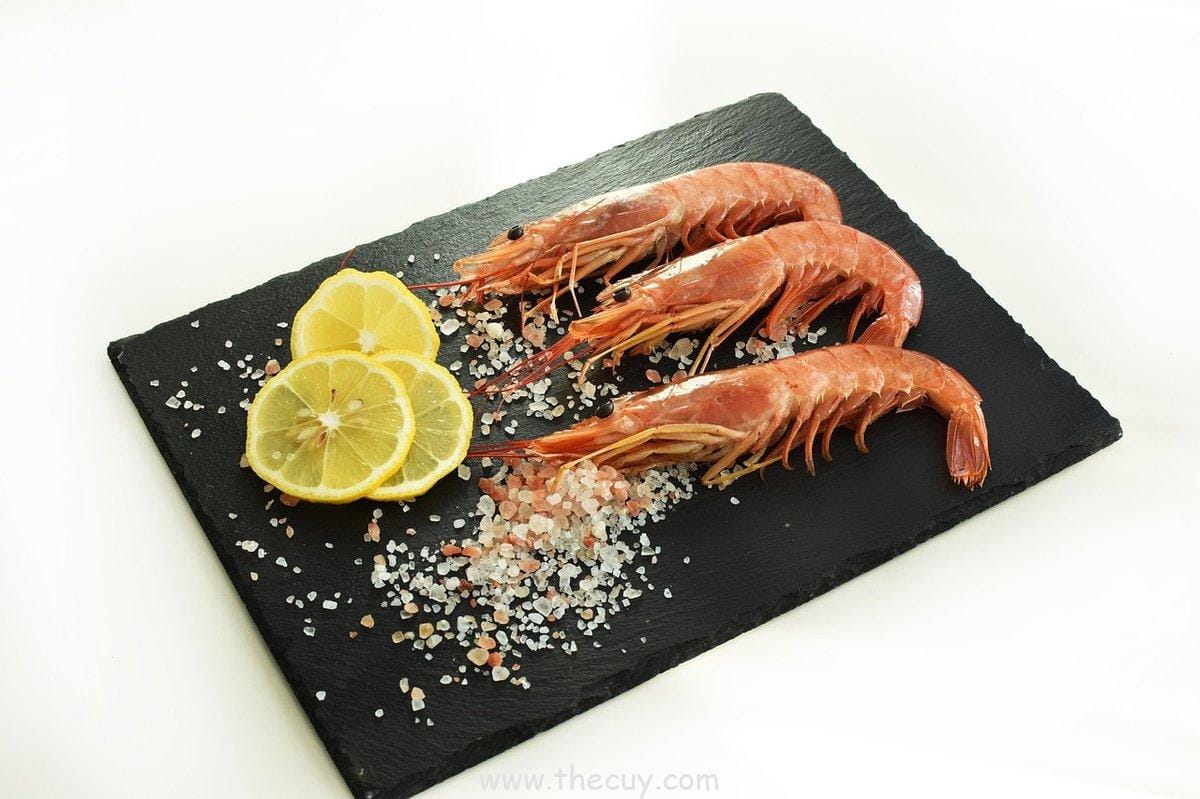 Mandi Cahaya dengan Salt Lamp untuk Ion Negatif