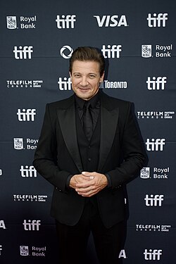 Sinopsis Wake Up Dead Man: New Mystery of Benoit Blanc