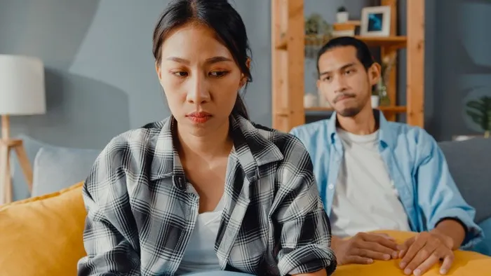 kenali bagaimana perasaanmu sendiri saat menjalin kedekatan dengannya. Lebih banyak diberikan kebahagiaan atau justru kamu tidak bahagia