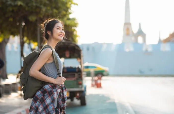 Orang September suka merancang perjalanan matang dan detail. Mereka menikmati tiap sudut destinasi tanpa perasaan terburu-buru./ Foto: magnific.com/tirachardz