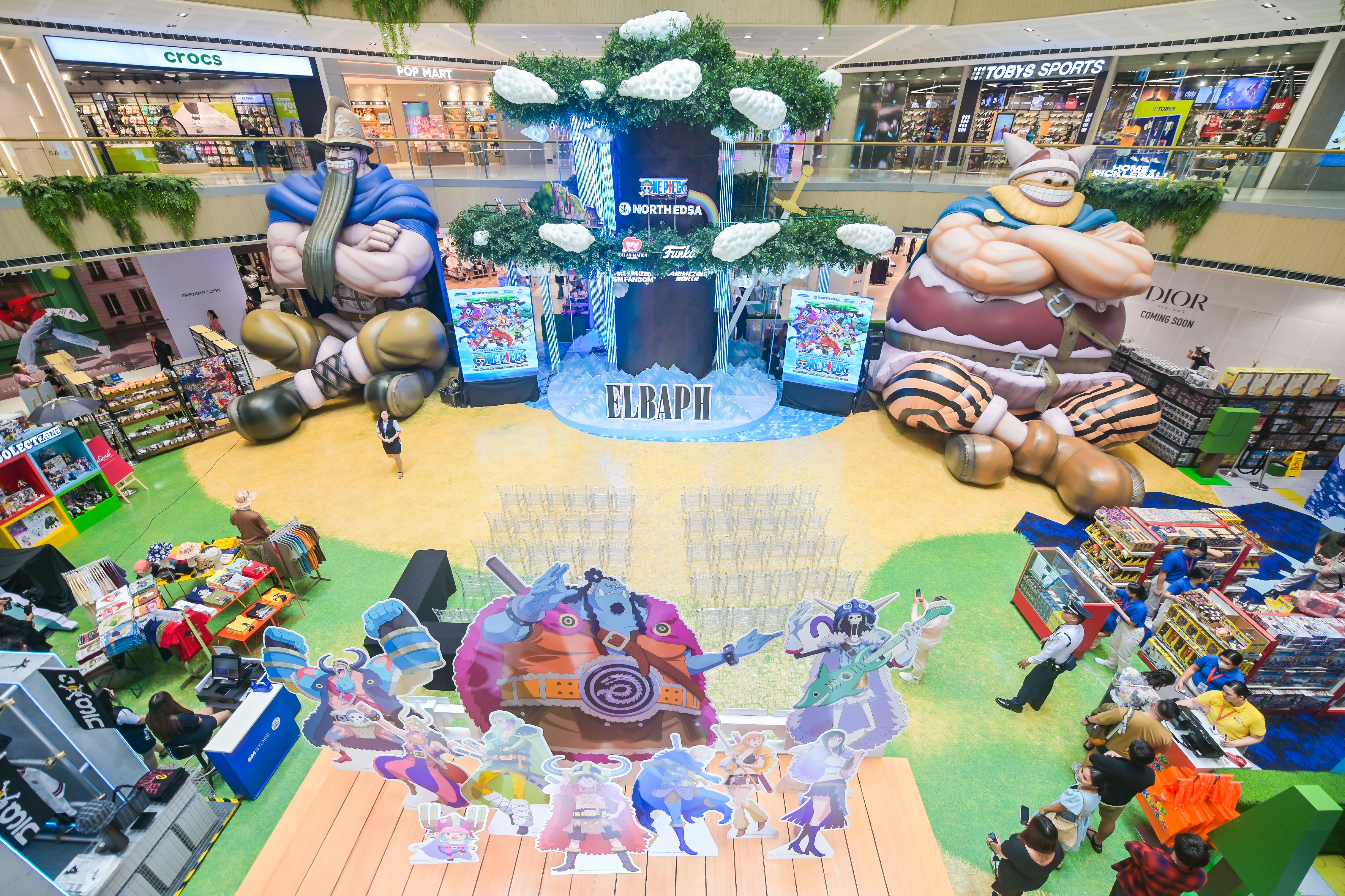 One Piece’s Giants of Elbaph Take Over The Block at SM North EDSA, Philippines