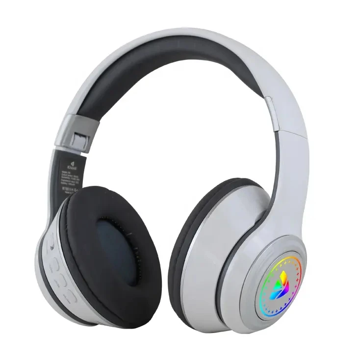 30 Rekomendasi Headset Gaming Murah Terbaik 2026 21 Rekomendasi Headset Gaming Murah Terbaik 2026
Harga yang luar biasa terjangkau menjadikan Kisonli pendamping setia para pelajar yang hobi mampir ke warnet untuk bermain Dota 2 atau Point Blank sepulang sekolah.
Koneksi: 3.5mm
Driver: 40mm
Mic: Built-in