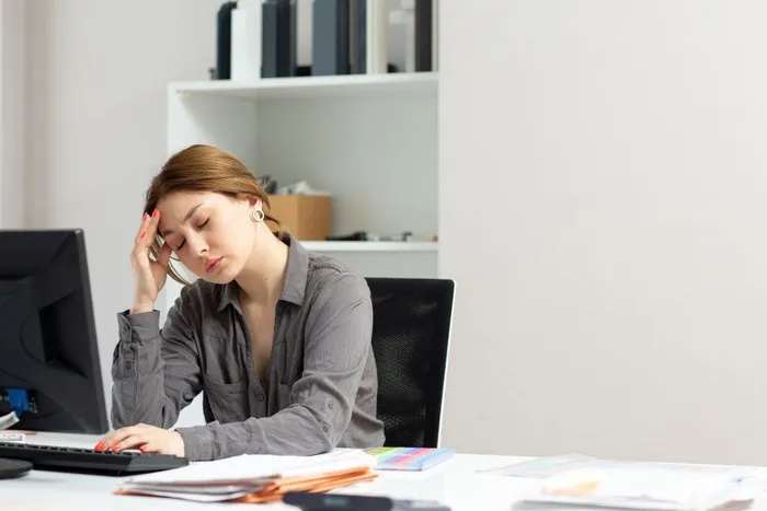 A personality trait of being hard to reach on weekends may be chronic stress