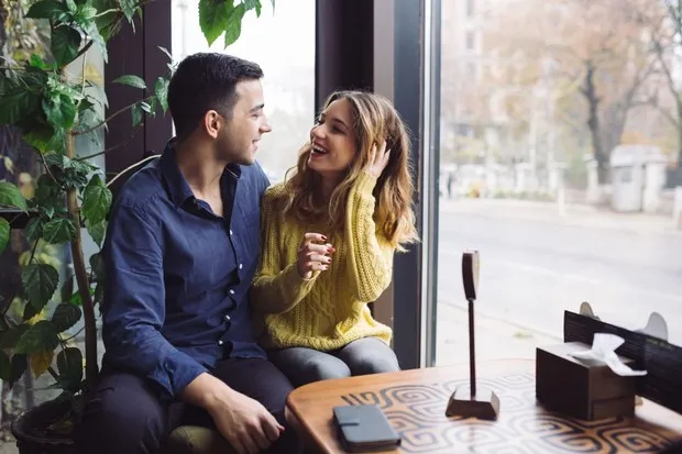 Benefits of the clear‑coding dating trend / Photo: Magnific.com/ArthurHidden One benefit of clear-coding is that it helps two people understand each other’s goals, increasing the chance of finding a compatible partner.