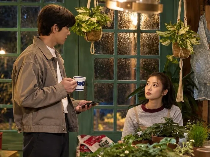 Ji Chang Wook and Imada Mio in the drama 'Love in a Berry Grove' / Photo: soompi.com