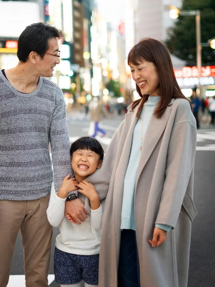 Ada beberapa cara yang diterapkan para orang tua di Jepang untuk membuat anak mereka berperilaku baik dan penuh perhatian