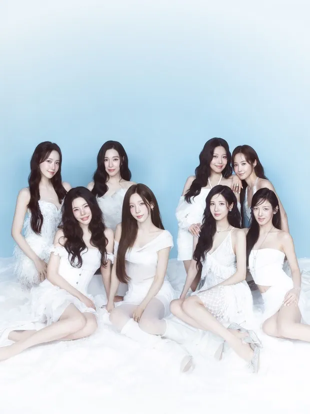 Girls' Generation secara implisit mengungkapkan bahwa mereka akan kembali merilis karya baru dengan formasi lengkap 8 member untuk merayakan ulang tahun grup ke-20 tahun pada 2027 mendatang.