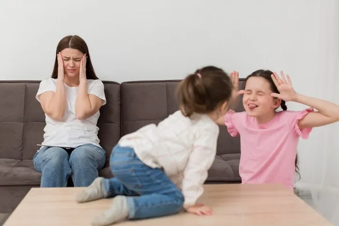 kalimat yang pantang diucapkan orang tua karena bisa membuat anak tidak berempati adalah “berhenti mengeluh”. kalimat yang pantang diucapkan orang tua karena bisa membuat anak tidak berempati adalah “berhenti mengeluh”.