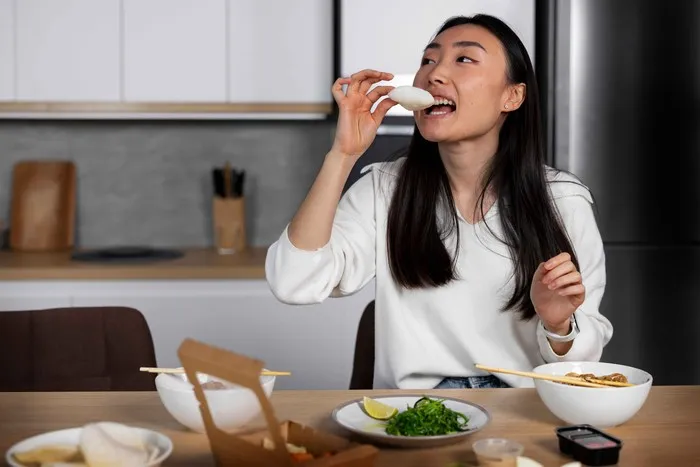 Emotionally stable individuals always make time for a healthy breakfast, no matter how busy they are. They understand that a day starts better when they have sufficient energy intake.